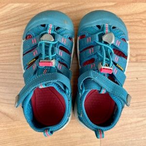 Keen Unisex Toddler Water Shoes Size 10